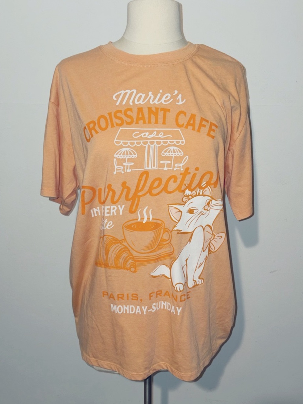 Marie’s Croissant Cafe 'Purrfection' Graphic Tee Disney NEW